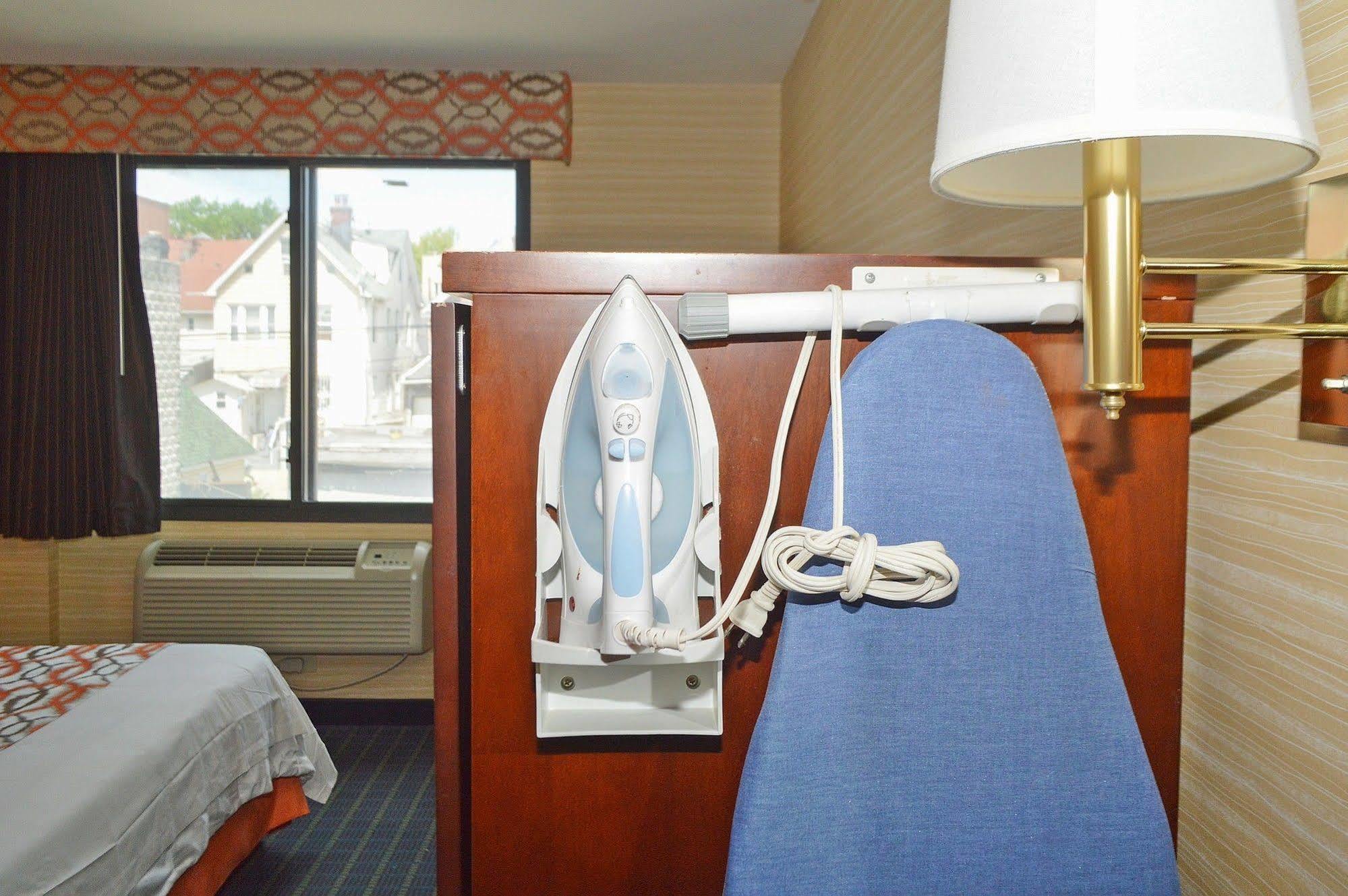 Corona Hotel New York - LaGuardia Airport Esterno foto